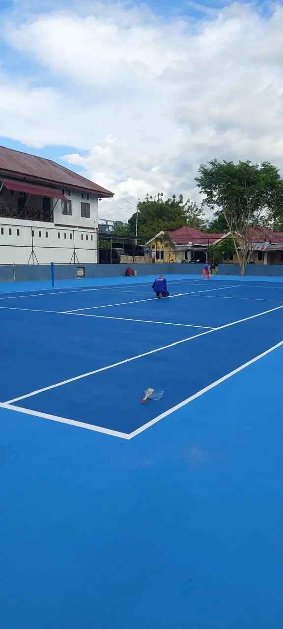 Konstruksi Lapangan Tenis Beton Kejaksaan Negeri Palu