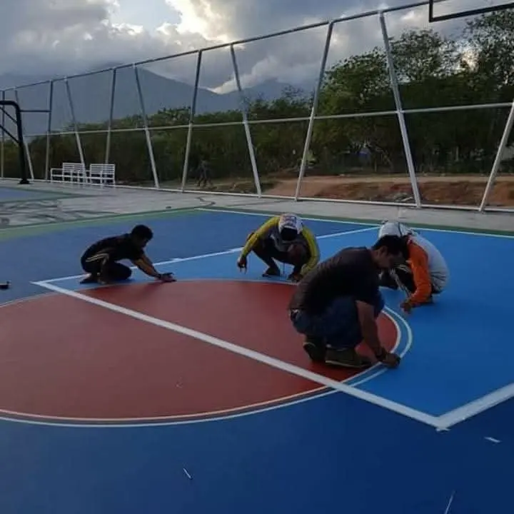Konstruksi Lapangan Basket Beton Hutan Kota Palu